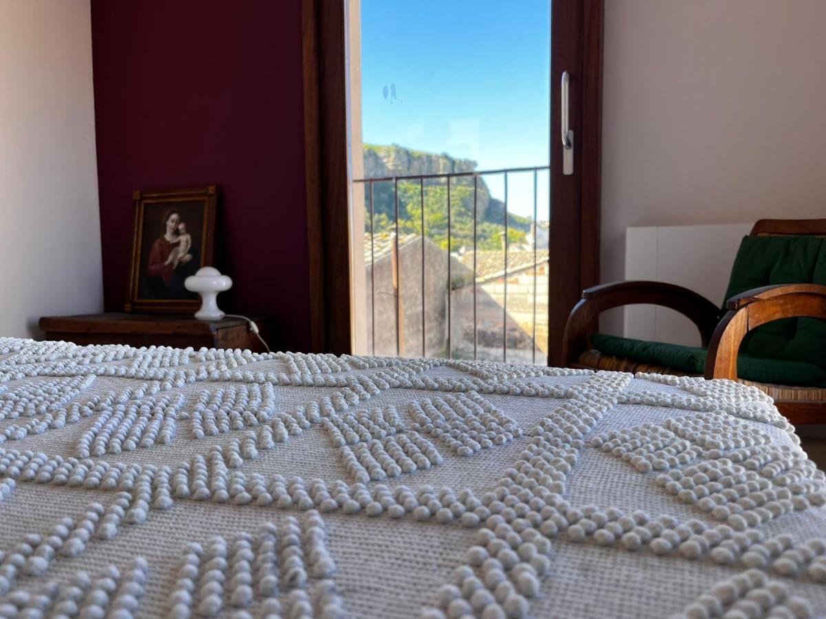 Palazzo Triolo - Dimora Di Charme Bed and Breakfast Corleone Exteriör bild